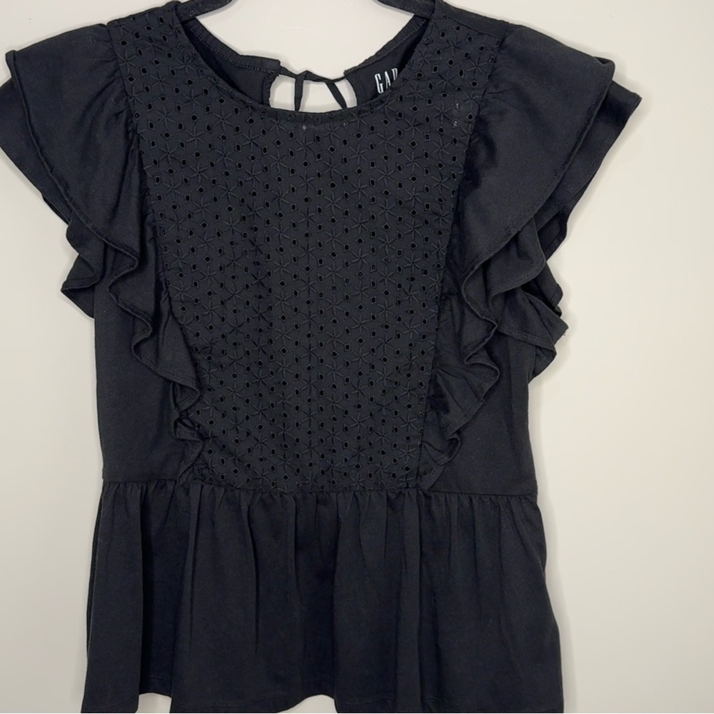 NWT GAP Organic Cotton Vintage Lace Flutter Sleeve Peplum Top BLACK XS